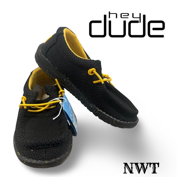 Hey Dude Other - NWT - Hey Dude - Wally Stretch Sox - SZ K 11